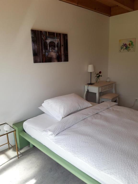B&B 25 room 3